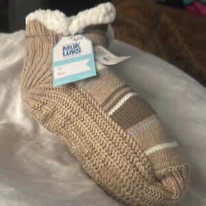 Muk Luks Beige Knit Slipper Socks